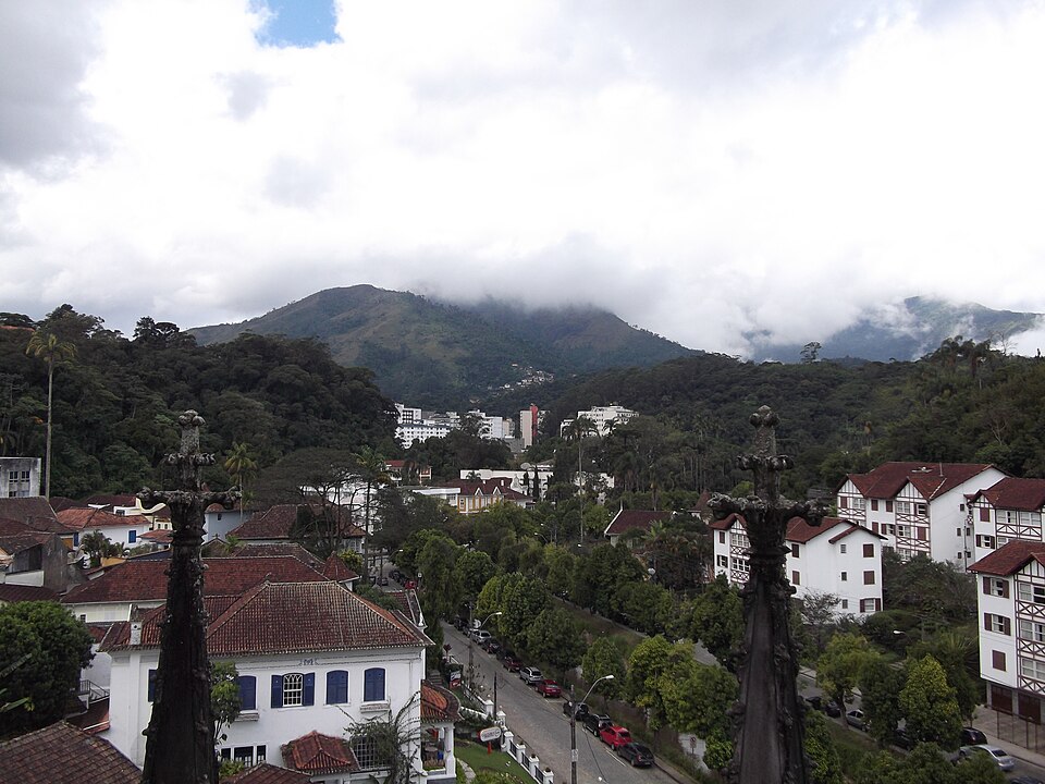 0003 Vistas de Petrópolis (estado do Rio de Janeiro, Brasil) tiradas da Catedral